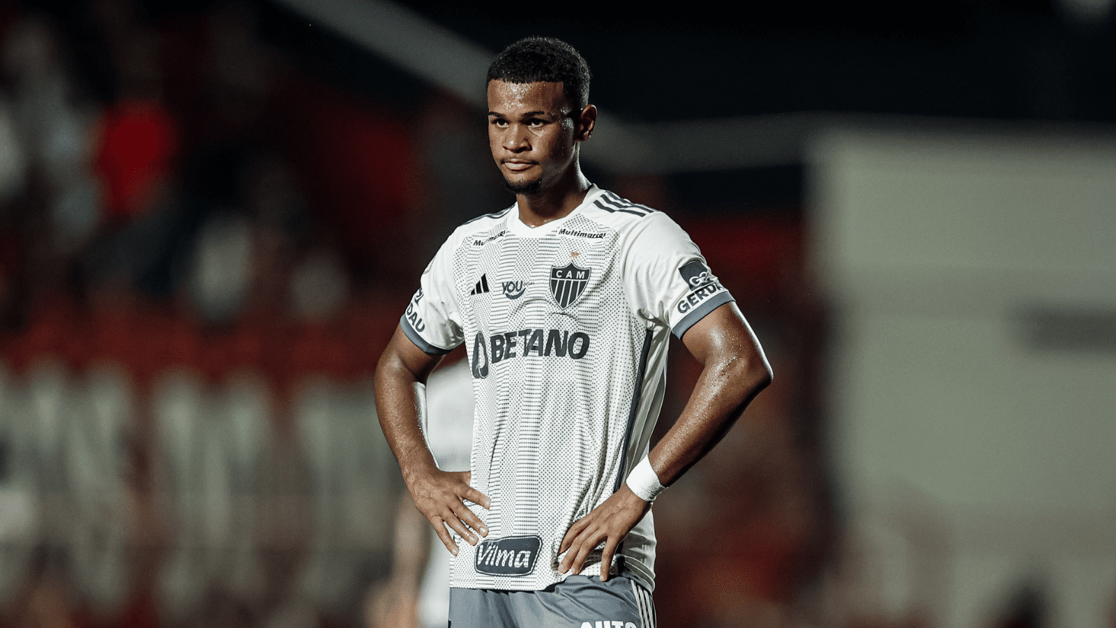 Atua&ccedil;&atilde;o constrangedora do Atl&eacute;tico-MG no Brasileiro coloca mais press&atilde;o em t&iacute;tulo das Copas