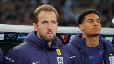 Gol de concorrente e decepção com companheiros: nem vitória da Inglaterra alivia semana de Kane