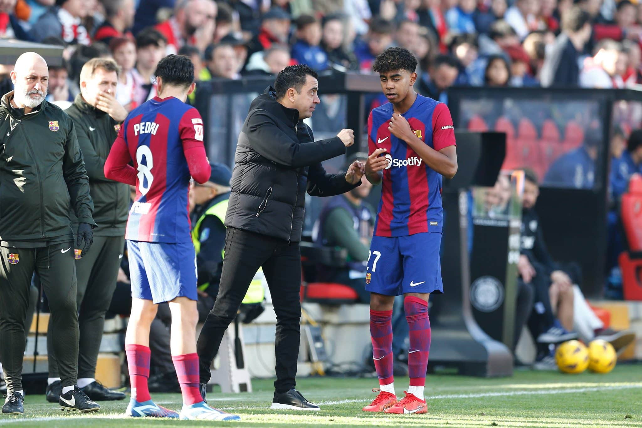 Xavi Hernandez e Yamal. Foto: Imago