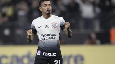 De ‘descartado’ a titular: o que explica o sucesso de Matheus Bidu no Corinthians