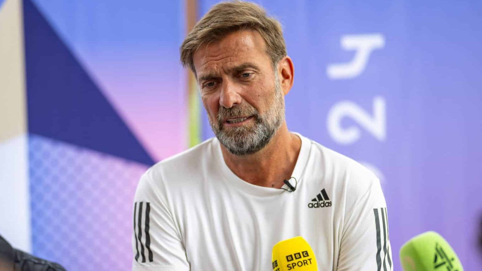 Klopp escolhe data para voltar a Liverpool: &lsquo;N&atilde;o queria ir antes para n&atilde;o dar azar&rsquo;