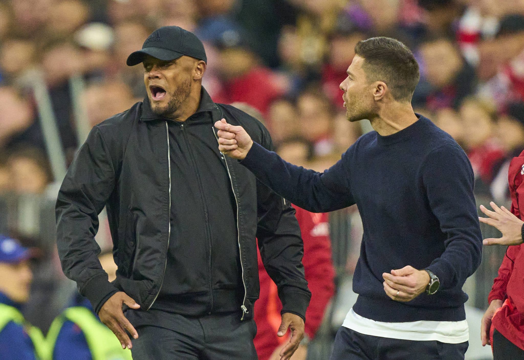 Vincent Kompany e Xabi Alonso