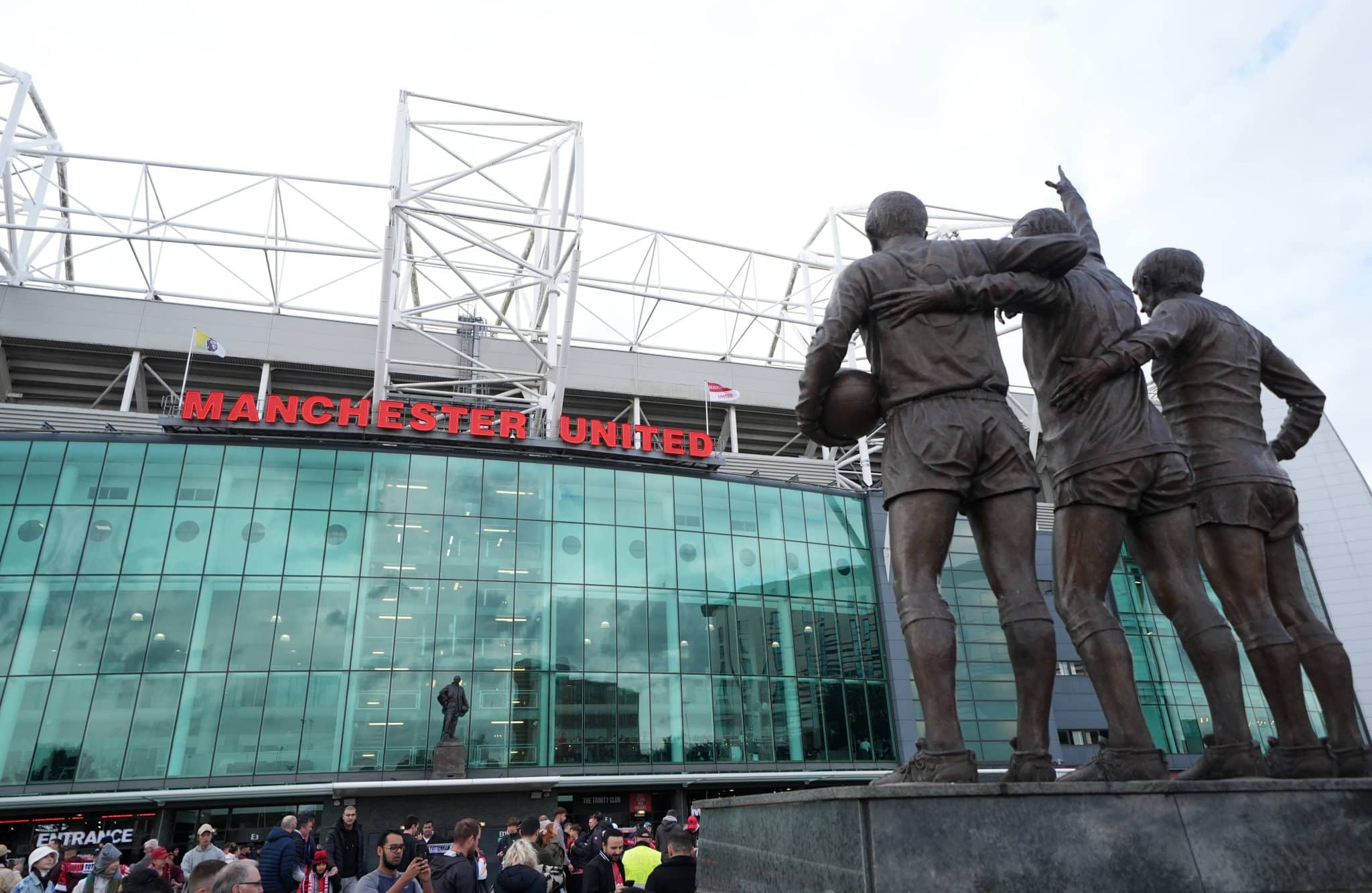 Fachada do Old Trafford