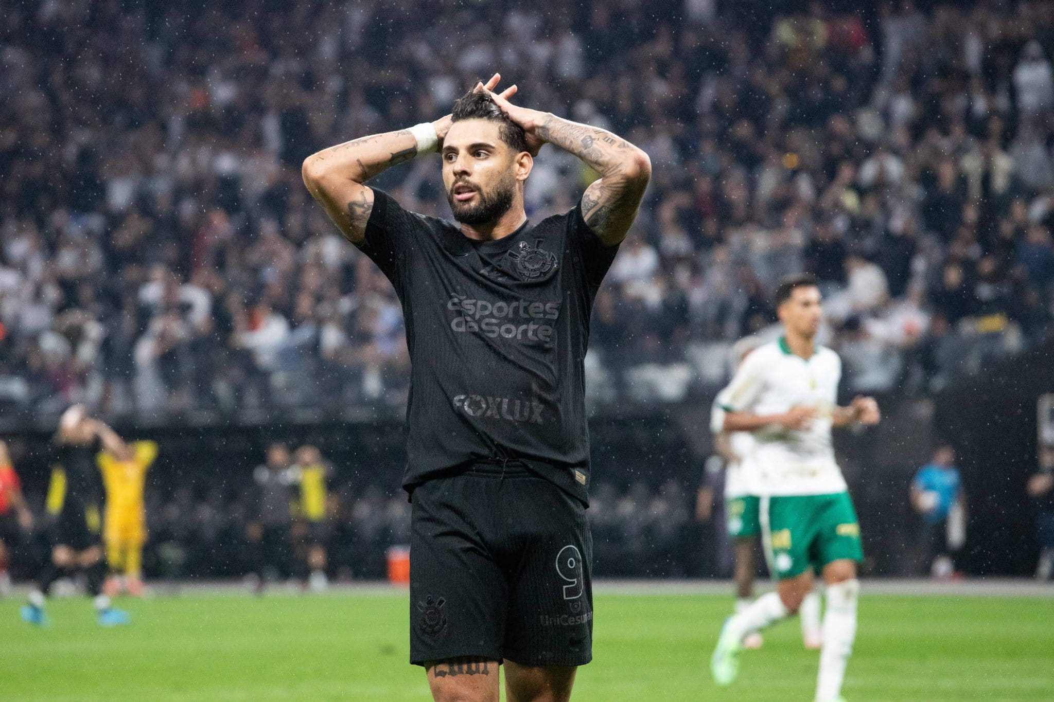 Corinthians fica de m&atilde;os atadas e deve perder Yuri Alberto no fim do ano