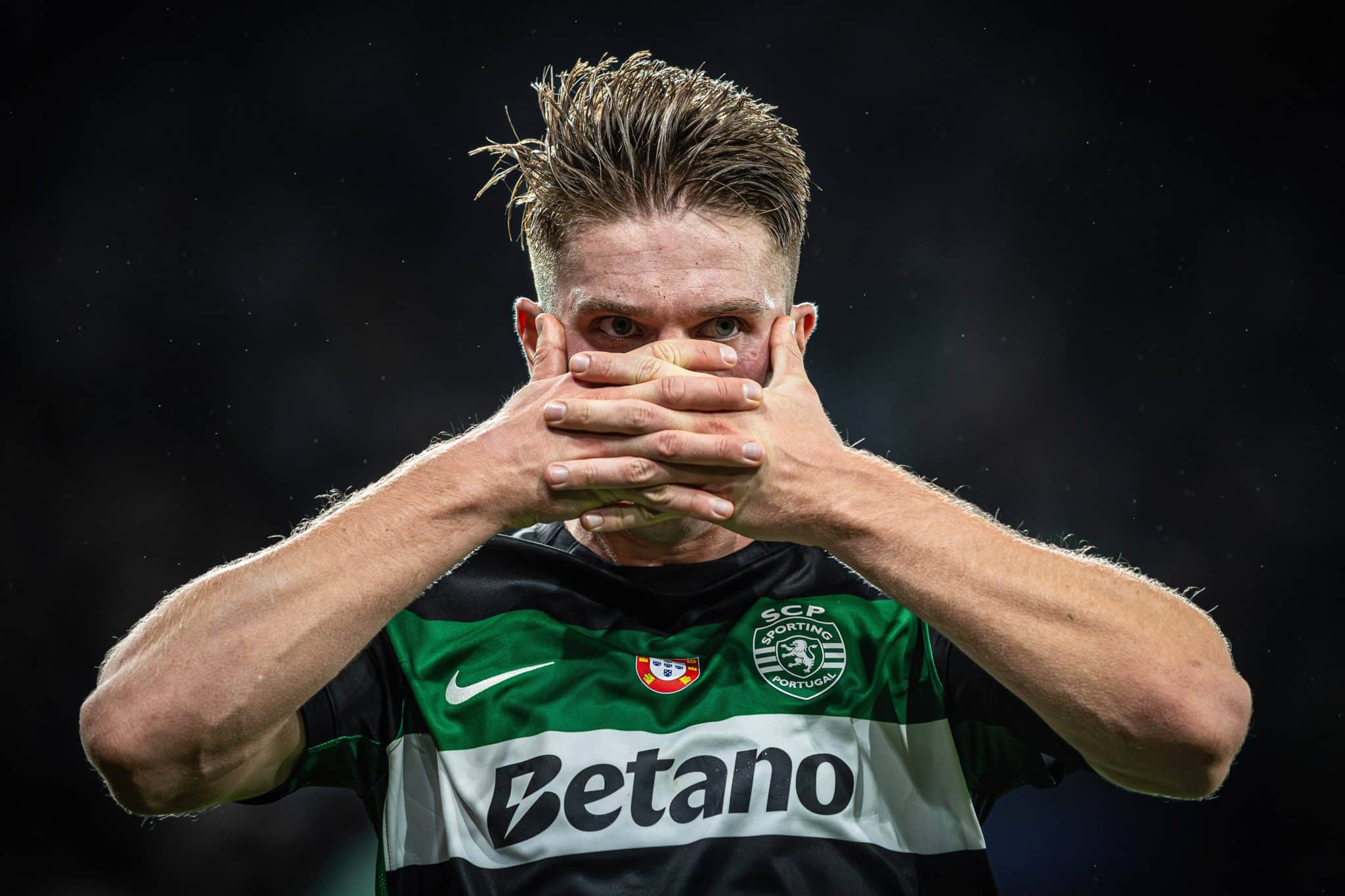 R$ 427 milh&otilde;es: Barcelona tem uma condi&ccedil;&atilde;o para contratar artilheiro sensa&ccedil;&atilde;o da Europa