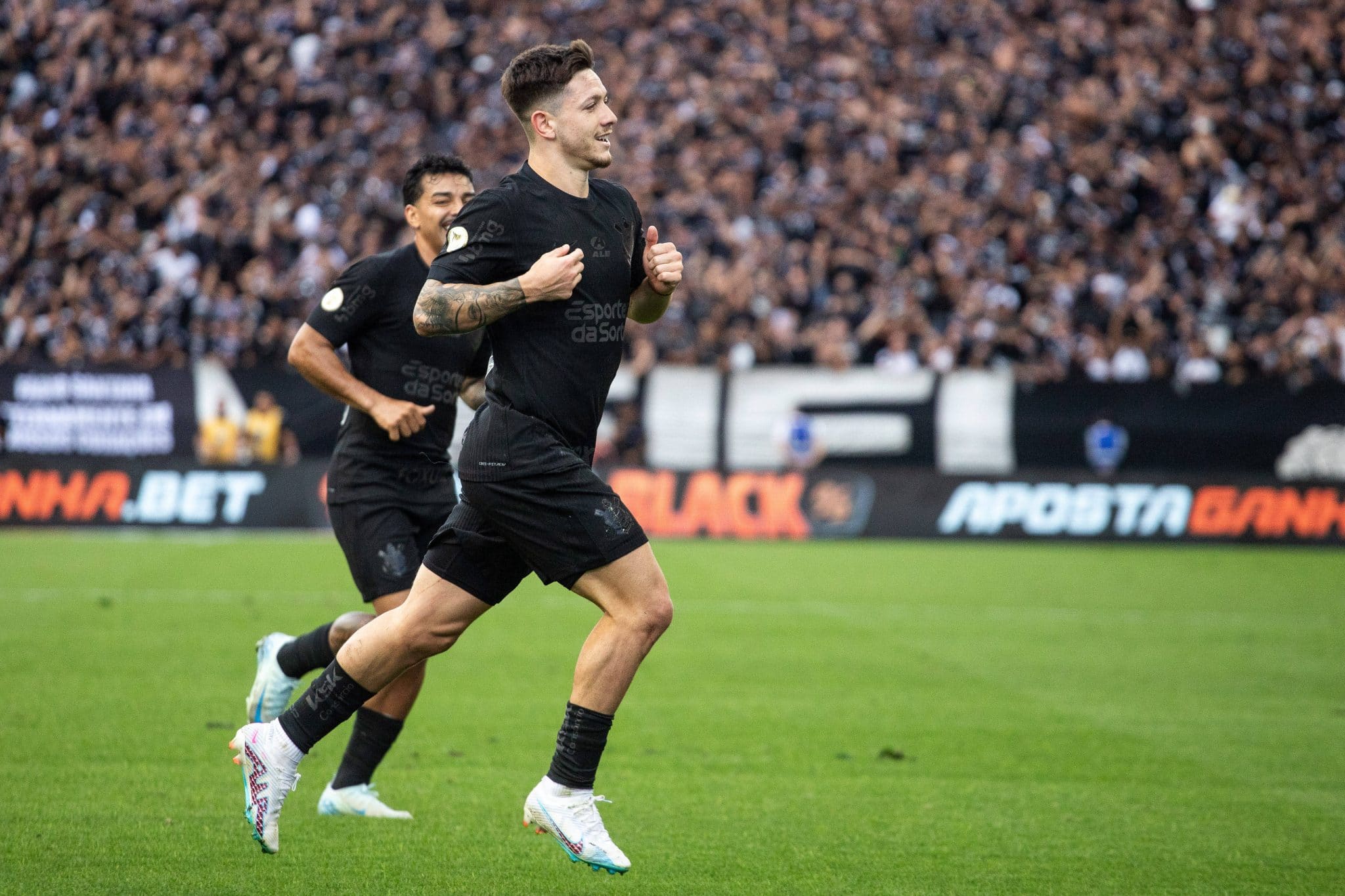 Garro &eacute; decisivo e Corinthians mostra que aprendeu com erros antigos contra o Vasco