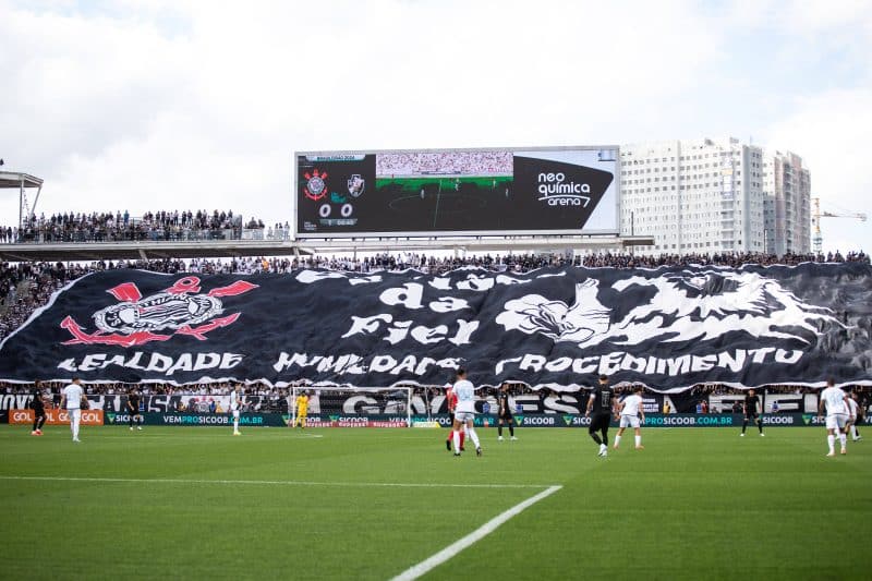Primeiro dia de vaquinha aponta em quanto tempo arena do Corinthians pode ser quitada
