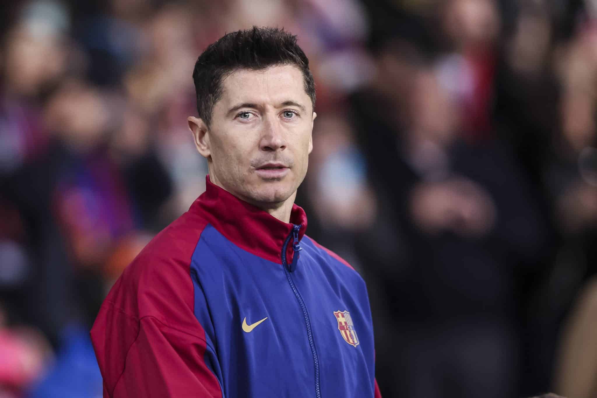 Barcelona lan&ccedil;a carta na manga por substituto de Lewandowski com mais gols que polon&ecirc;s