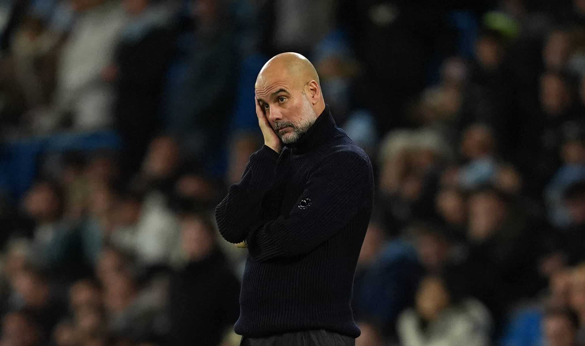 Foto: (Imago) - Pep Guardiola tem respaldo no Manchester City para realizar mudan&ccedil;as