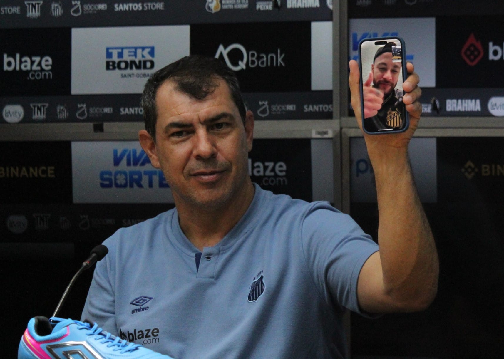 P&oacute;s-jogo do Santos tem liga&ccedil;&atilde;o de Neymar, cr&iacute;ticas a Rueda e Carille vendo exageros da torcida