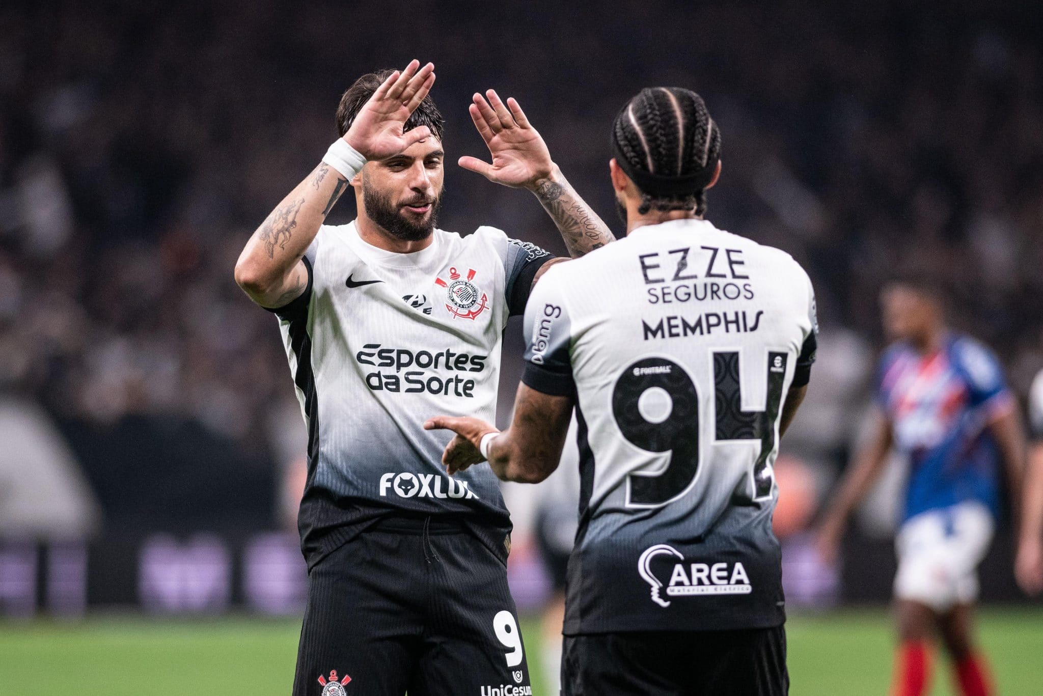 Evolu&ccedil;&atilde;o de Yuri Alberto ao lado de Depay e Garro no Corinthians impressiona clube da Premier League