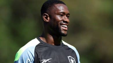 Lesionado, Bastos responde se tem chances de jogar Copa Intercontinental pelo Botafogo
