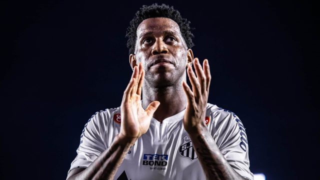 Gil renova ou sai do Santos? Tudo que sabemos sobre a situa&ccedil;&atilde;o do zagueiro