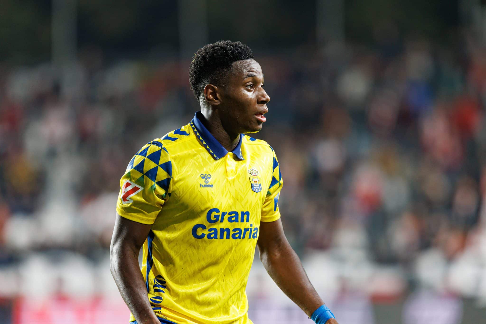 Chelsea encaminha compra de 2&ordf; joia portuguesa e investimento chega perto de meio bilh&atilde;o