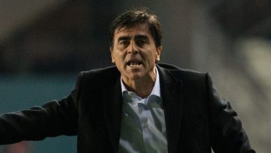 Presidente do V&eacute;lez revela conversa &lsquo;muito boa&rsquo; para manter Quinteros, alvo do Santos