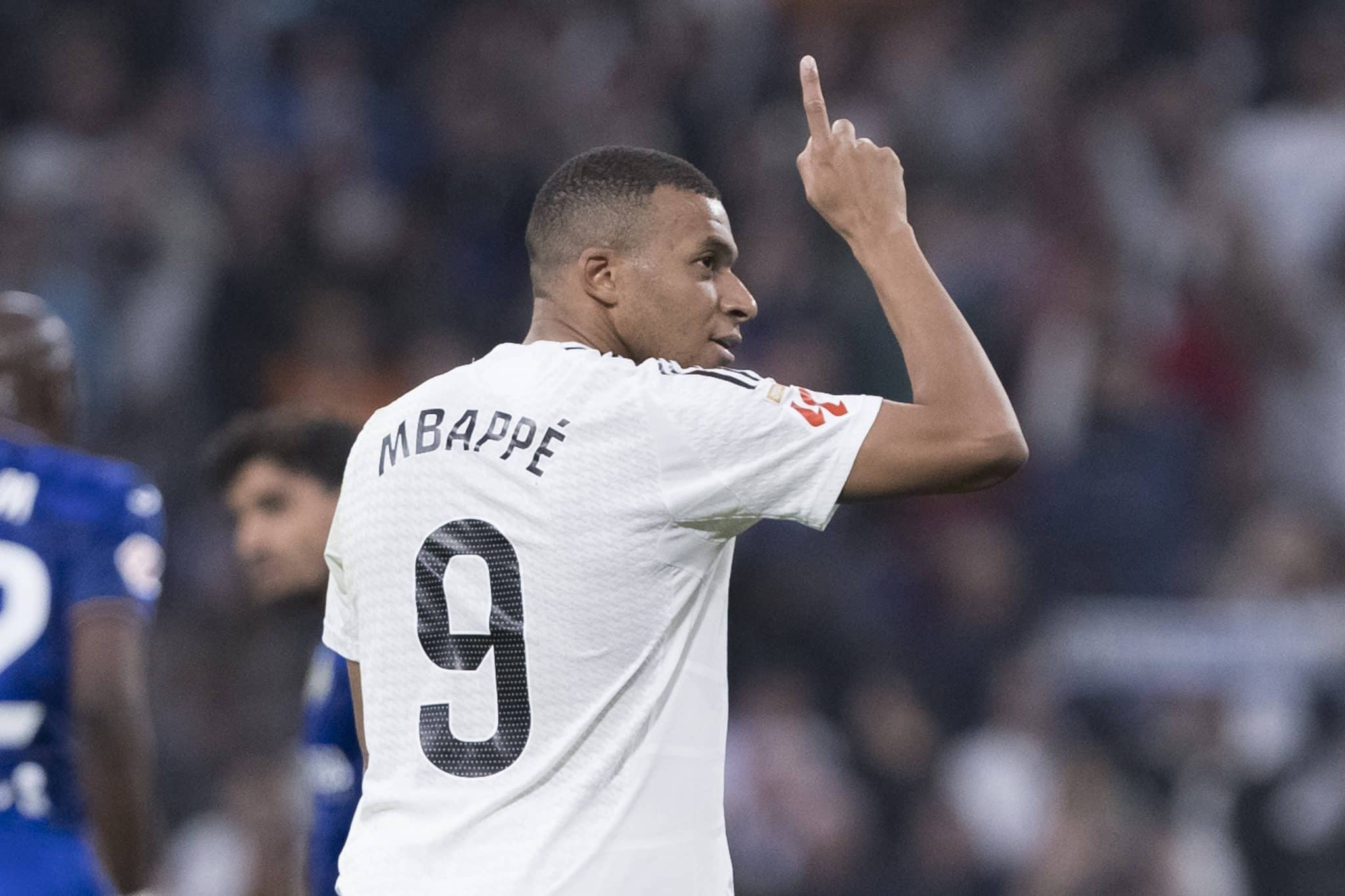 Por que &oacute;tima atua&ccedil;&atilde;o de Mbapp&eacute; pode criar problema para Vini Jr no Real Madrid