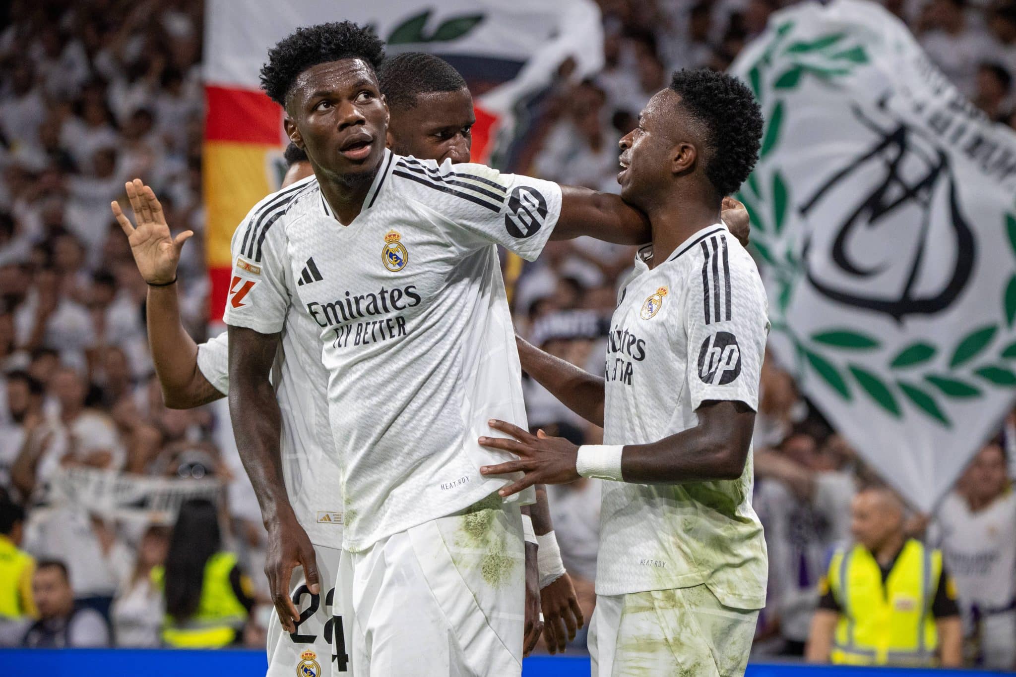 Improvisa&ccedil;&otilde;es de Ancelotti no Real Madrid exp&otilde;em problemas defensivos dos merengues na temporada