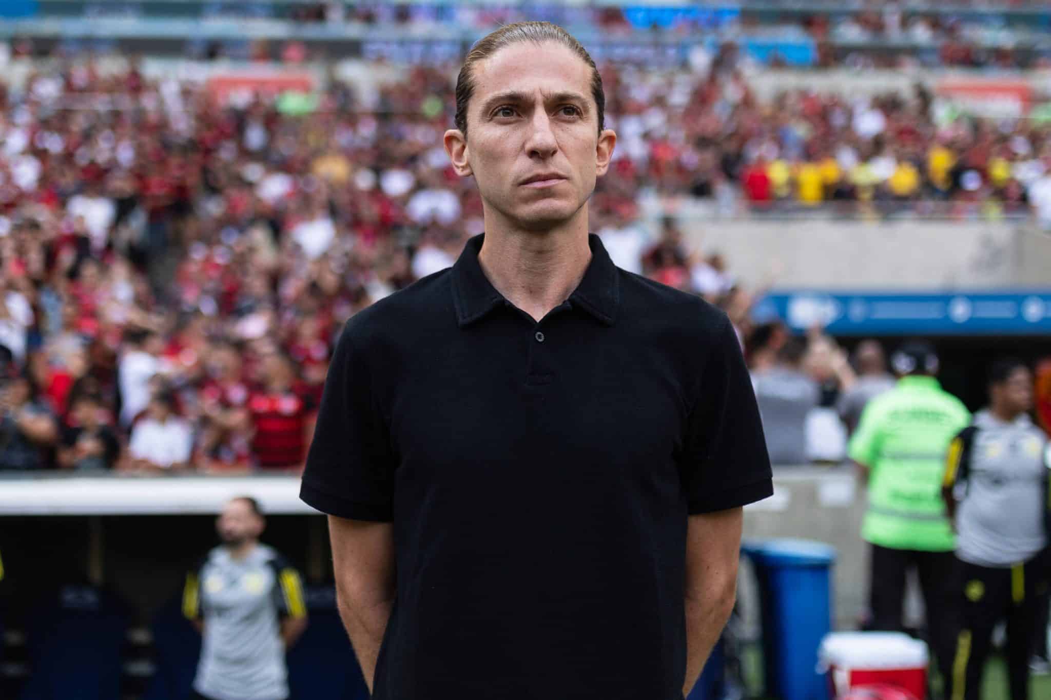 Filipe Lu&iacute;s abre o jogo e fala pela primeira vez sobre substituto de Gabigol no Flamengo