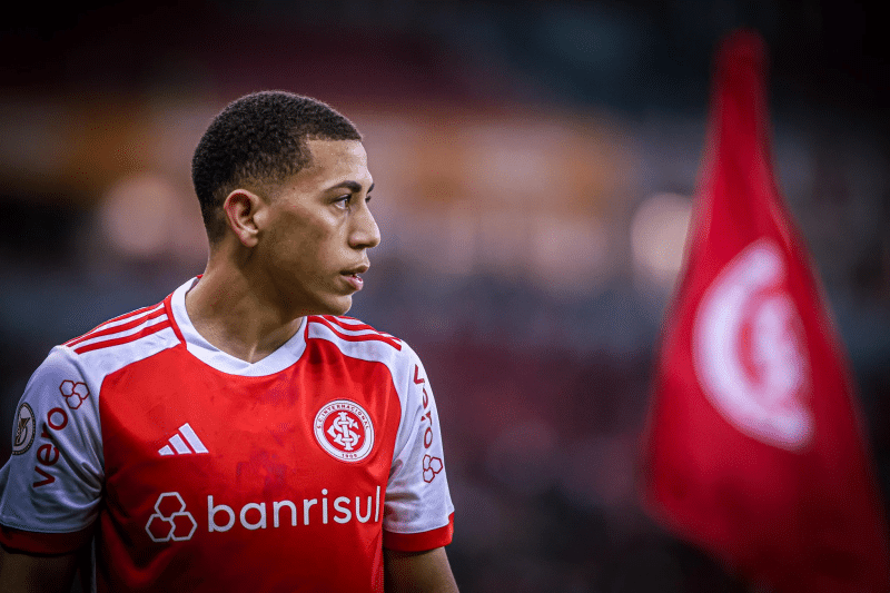 Internacional vende sua maior promessa, e Arábia Saudita acumula joias brasileiras