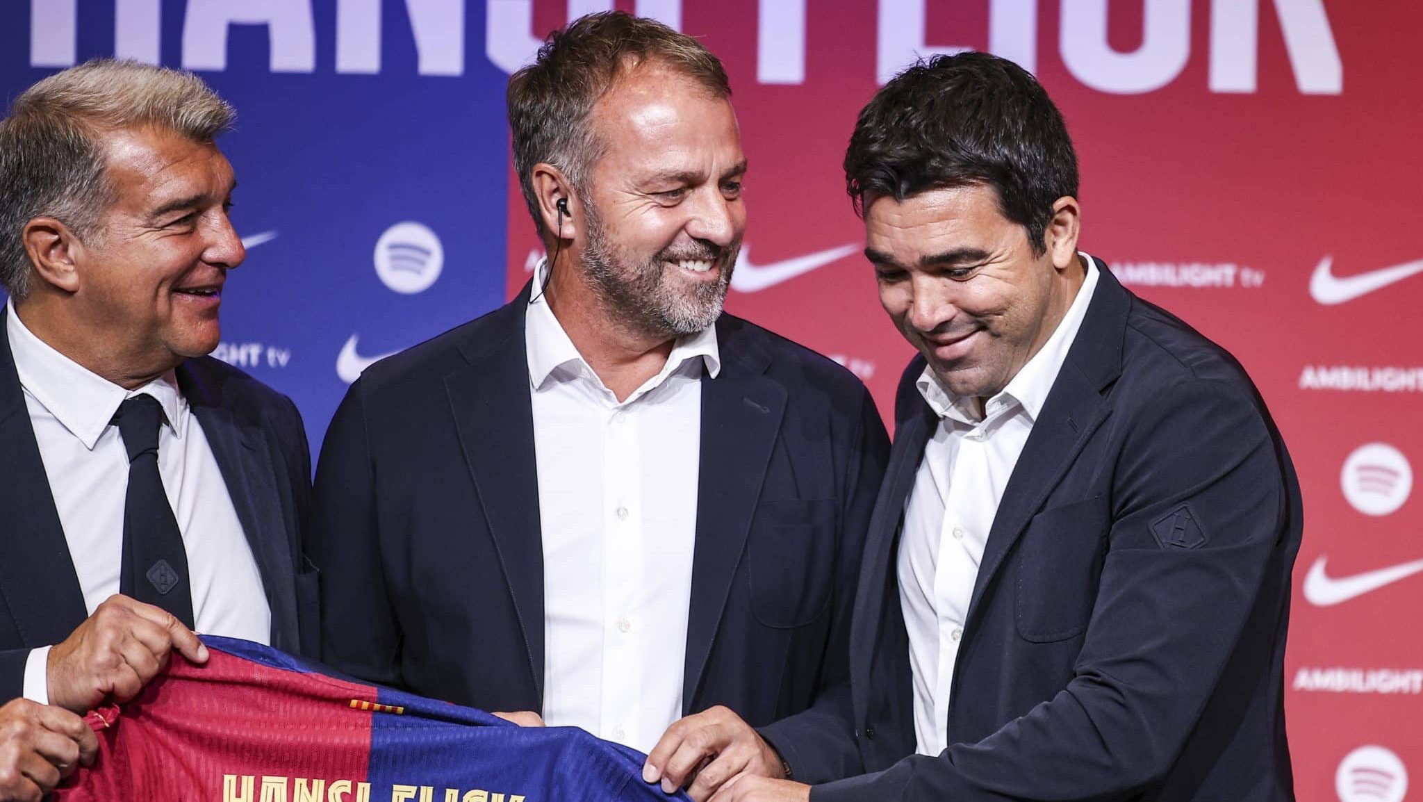 Zagueiro dos sonhos do Barcelona confirma que n&atilde;o vai renovar e abre brecha no mercado