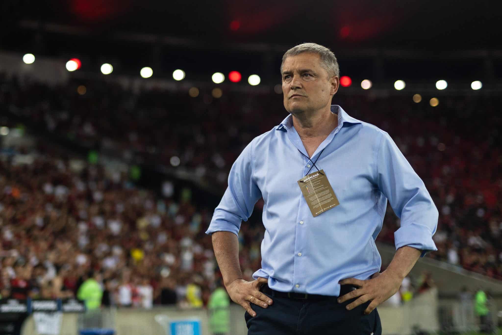 Diego Aguirre foi campe&atilde;o uruguaio e semifinalistas de Libertadores com o Pe&ntilde;arol (Foto: Imago Images)