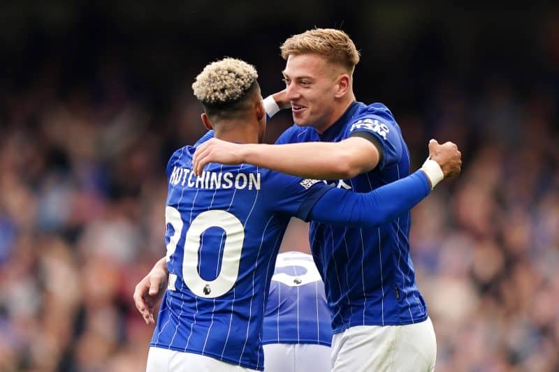 Chelsea sofre com passado e possível futuro em derrota para vice-lanterna