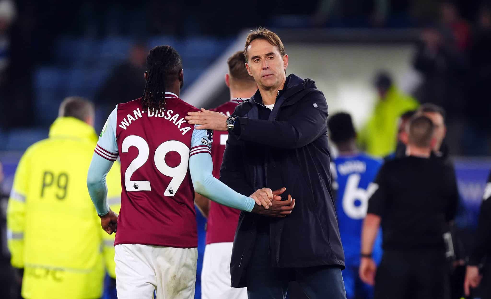 Lopetegui cumprimenta Wan-Bissaka ap&oacute;s derrota do West Ham no King Power Stadium