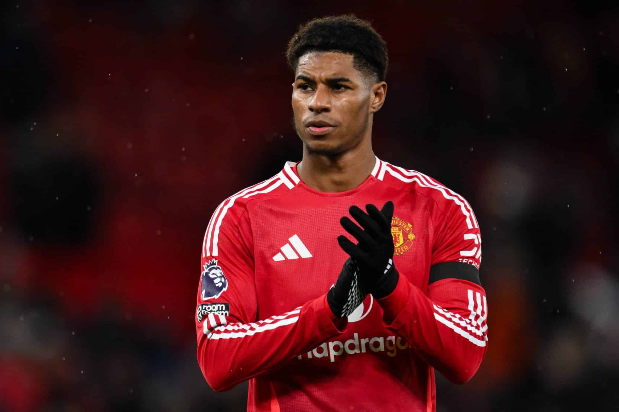 Rashford aplaude torcida do Manchester United