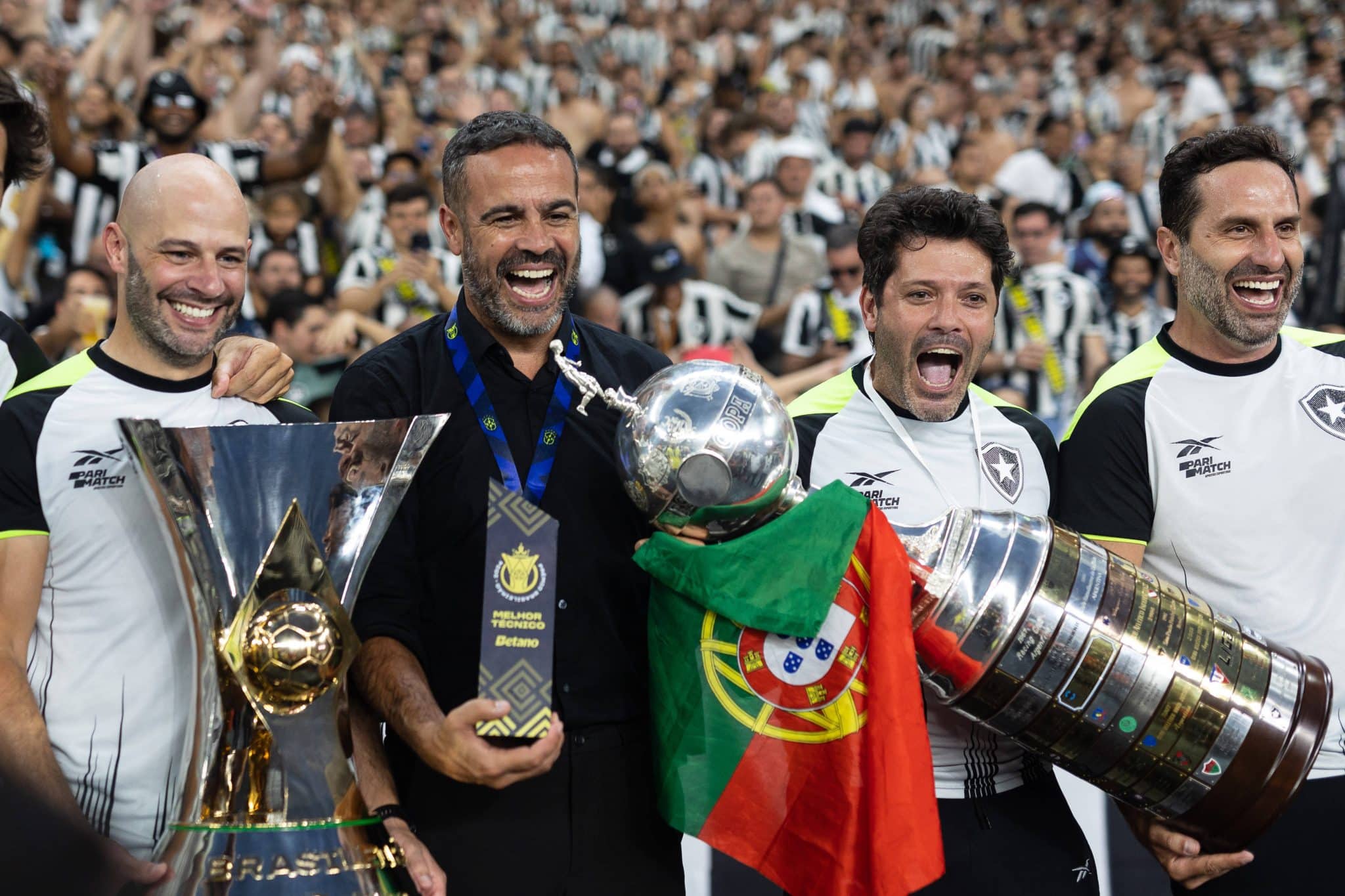 Artur Jorge ganhou o Brasileiro e a Libertadores com o Botafogo (Foto: Imago Images)