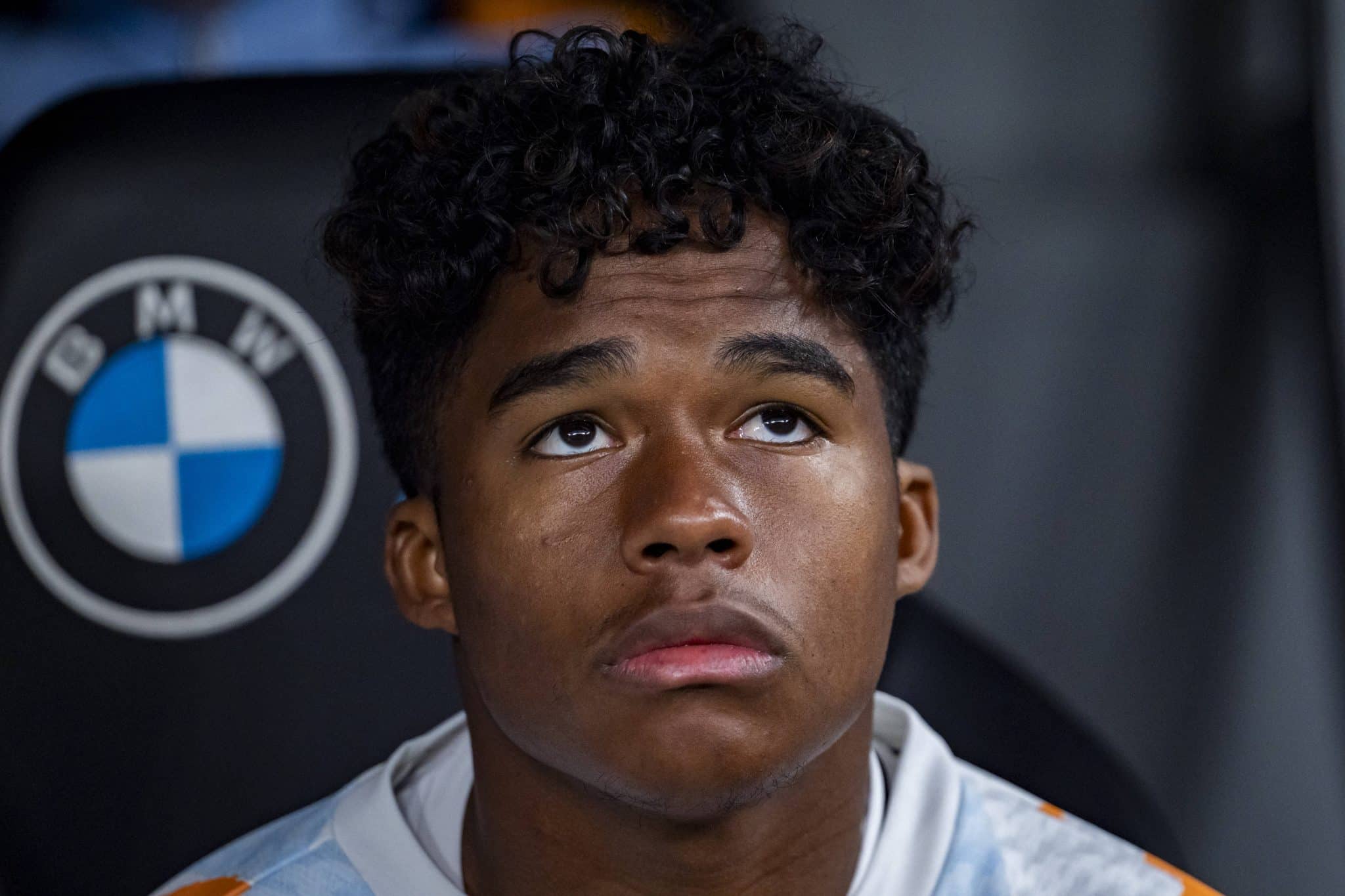 Ap&oacute;s &lsquo;esquecer&rsquo; Endrick no banco de reservas, Ancelotti faz promessa ao brasileiro