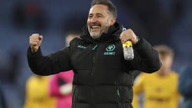 V&iacute;tor Pereira precisou de 45 minutos para deixar a torcida dos Wolves maluca em sua estreia