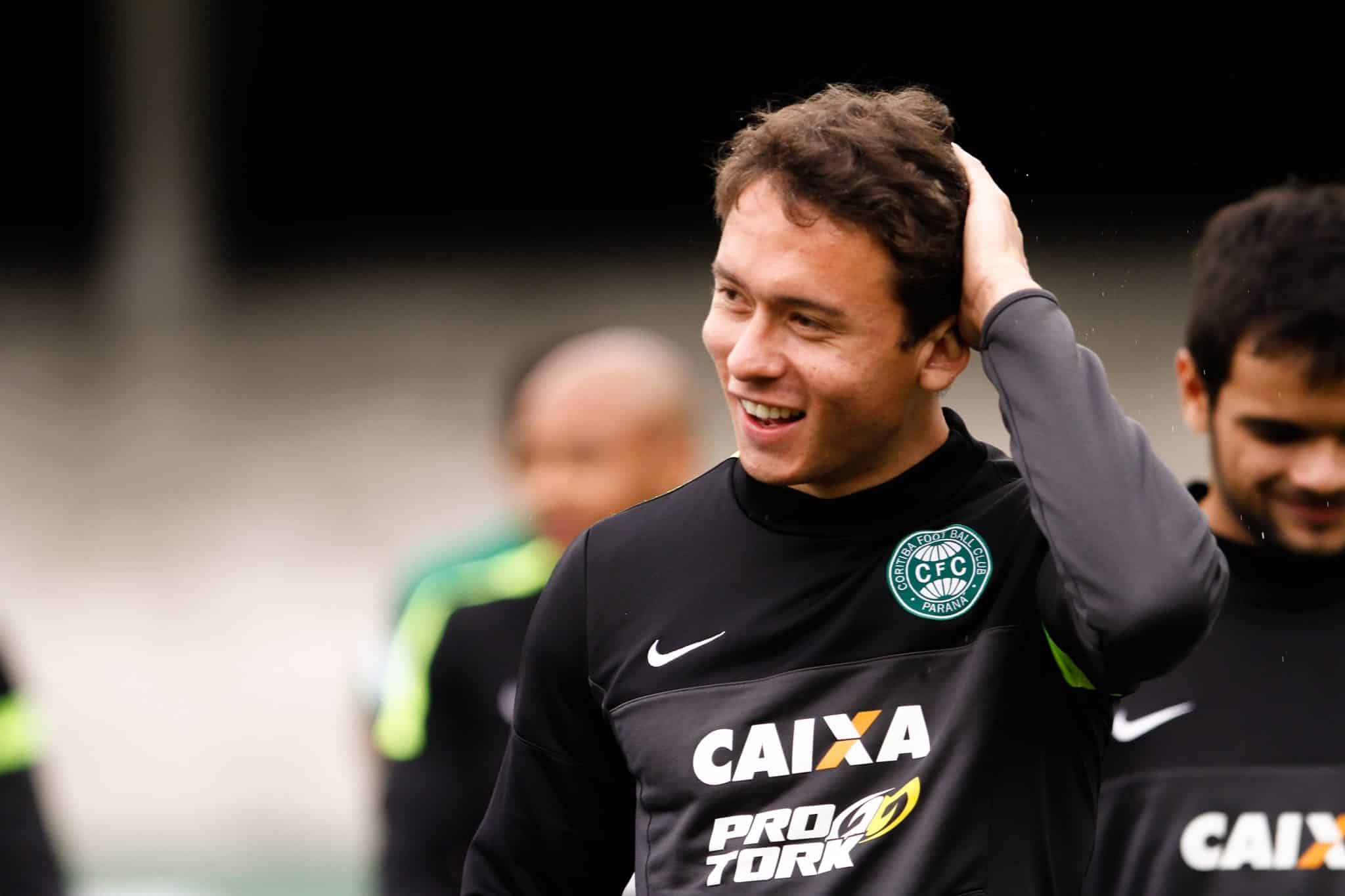Ap&oacute;s fazer barulho por Coritiba e Palmeiras, Keirrison nunca mais foi o mesmo