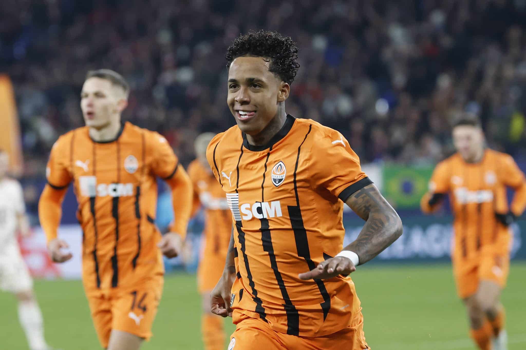 Gol de joia ex-Palmeiras no Bayern de Munique faz torcida cobrar Abel: &lsquo;Vendeu cedo&rsquo;