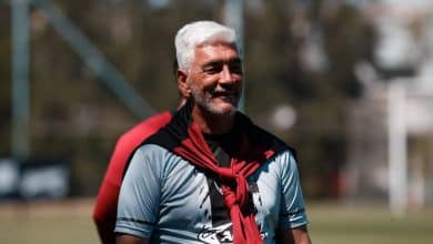 T&eacute;cnico campe&atilde;o da Copa da Argentina lutou na Guerra das Malvinas: &lsquo;Futebol salvou minha vida&rsquo;