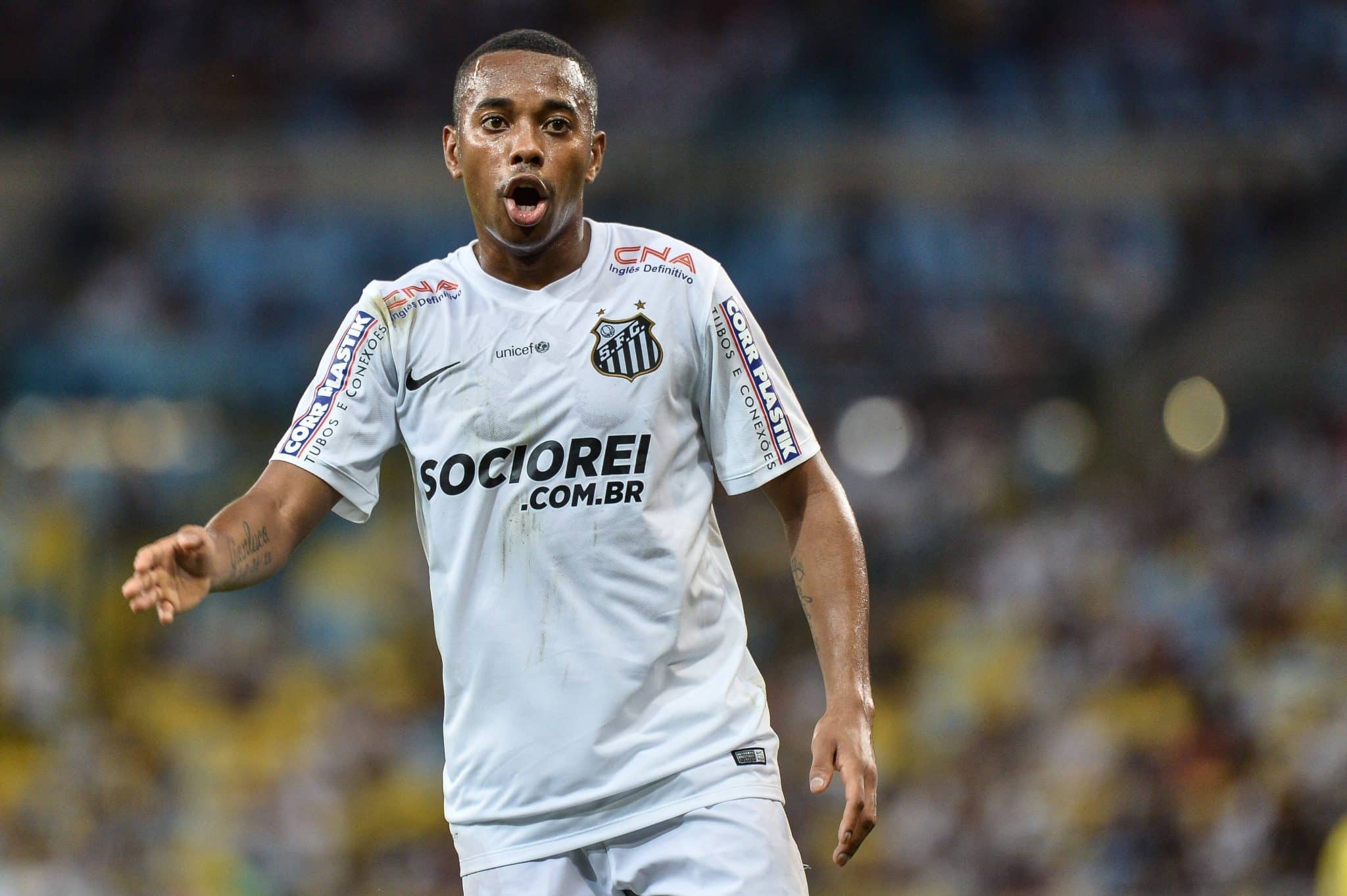 Robinho em a&ccedil;&atilde;o pelo Santos