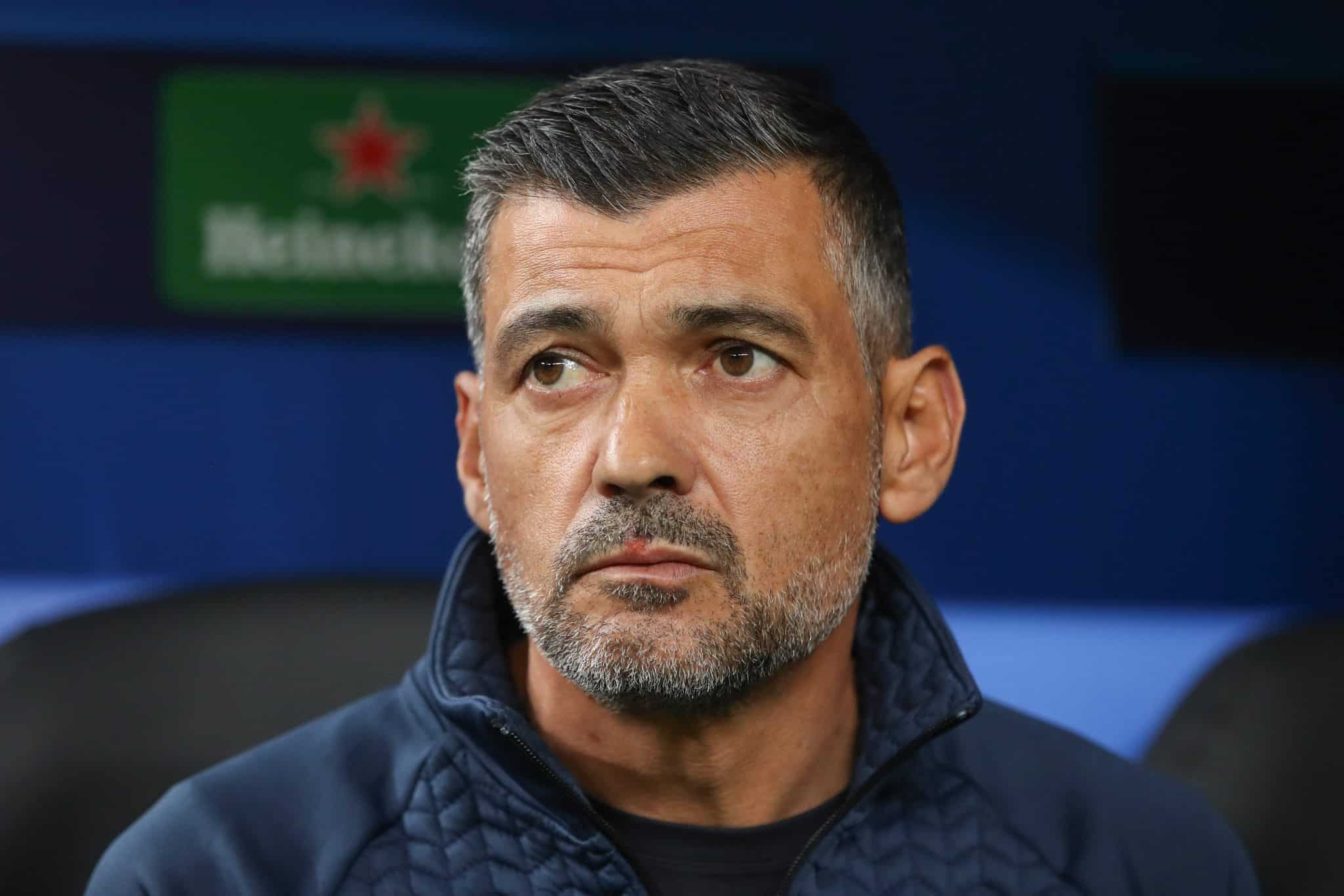 Ap&oacute;s ser especulado no Brasileir&atilde;o, t&eacute;cnico portugu&ecirc;s pode assumir time na Premier League