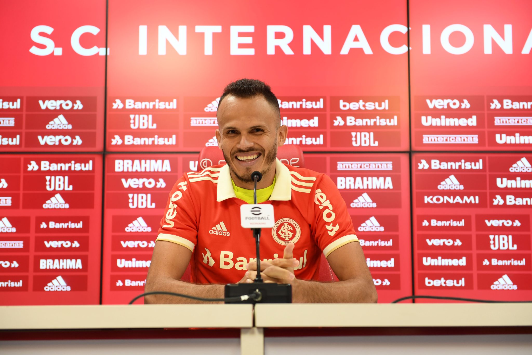 Ex-Internacional, Renê será jogador do Fluminense Foto: (Ricardo Duarte/Internacional)