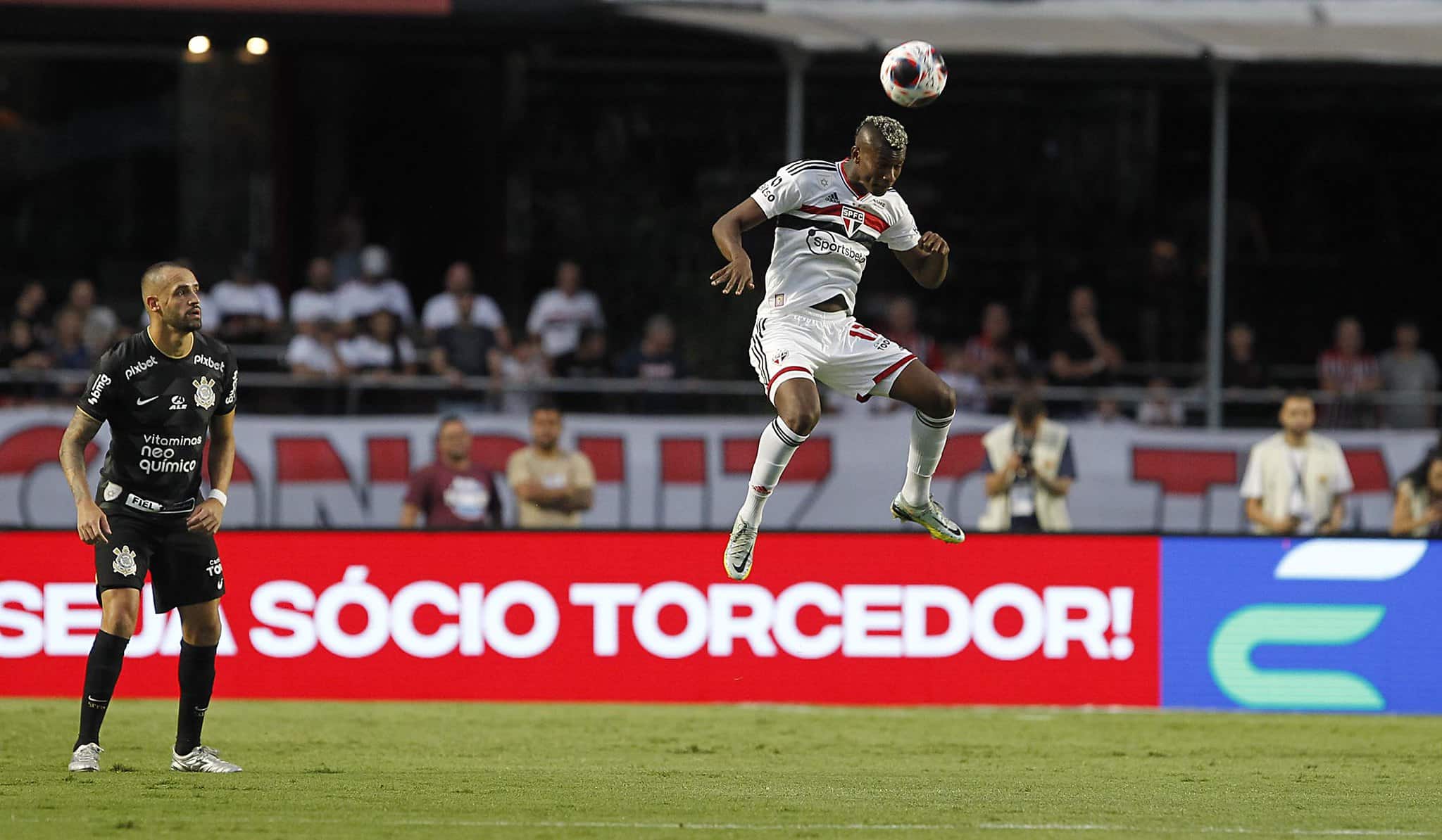 Orejuela, em a&ccedil;&atilde;o pelo S&atilde;o Paulo