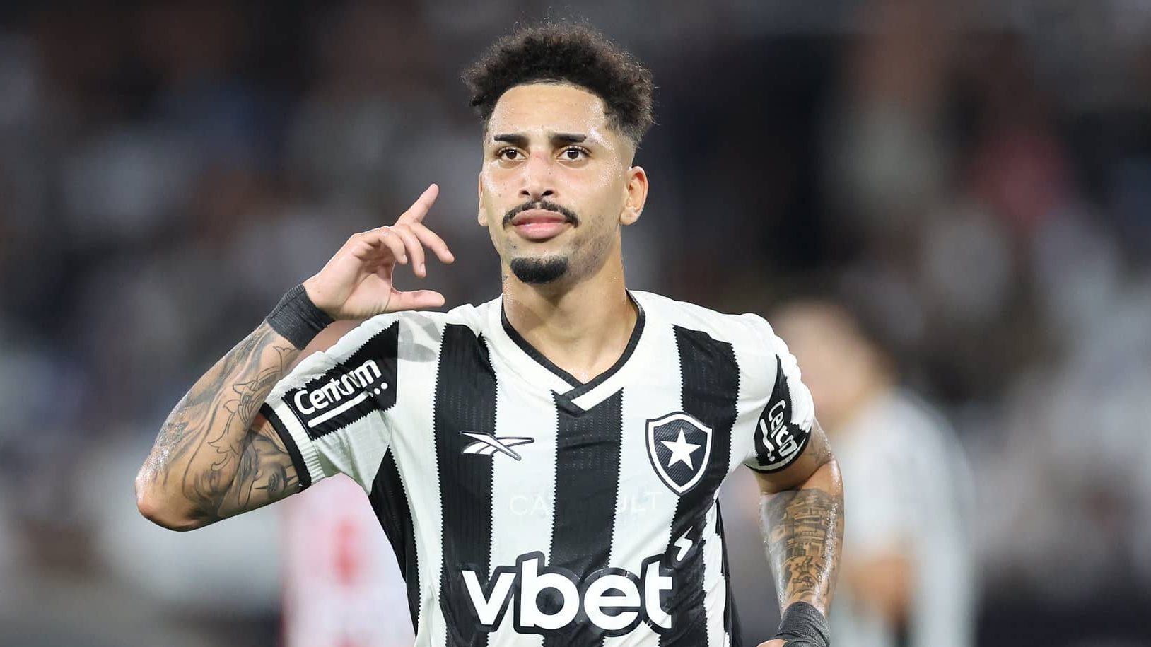 Com refor&ccedil;os alternativos, Botafogo ter&aacute; 1&deg; teste do ano no cl&aacute;ssico contra o Fluminense