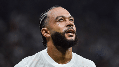 Para bancar Memphis, Corinthians inverte estrat&eacute;gia usada com Ronaldo