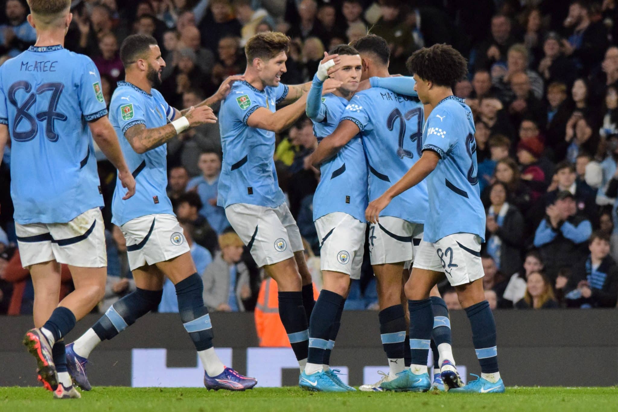 Milan pode levar chap&eacute;u de rival na busca por capit&atilde;o do Manchester City