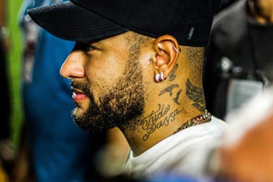 Estafe de Neymar quer comprar mans&atilde;o na regi&atilde;o mais luxuosa de Santos