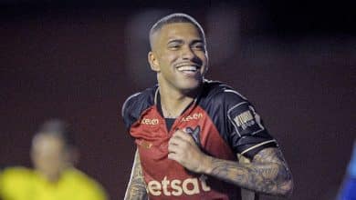 &lsquo;Armadilha&rsquo; e &lsquo;abusiva&rsquo;: especialistas avaliam briga entre Gr&ecirc;mio e Vit&oacute;ria por Lucas Esteves