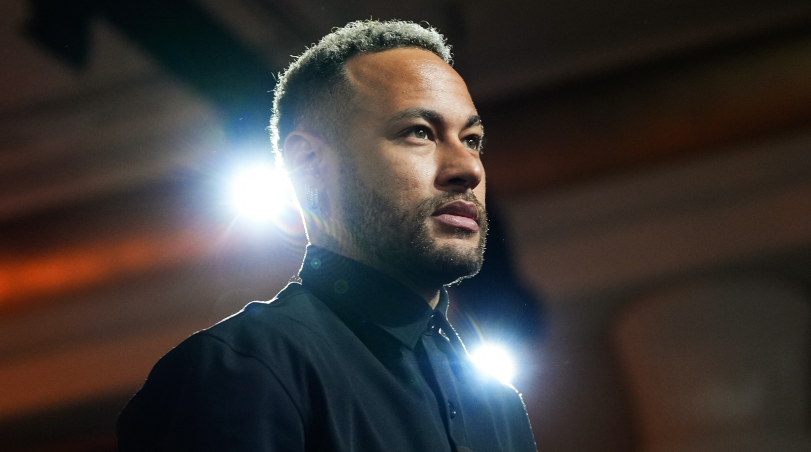 Iminente retorno de Neymar esgota principal plano do s&oacute;cio-torcedor do Santos