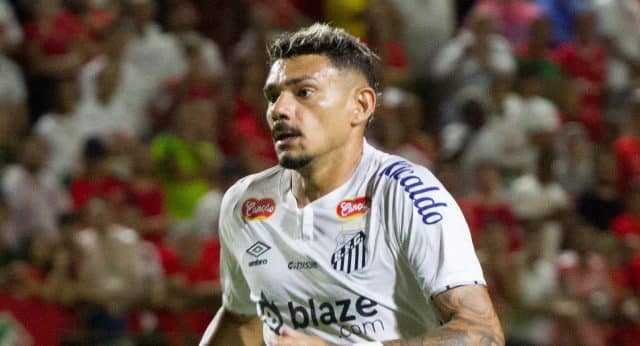 Tiquinho estreia, mas Santos escancara o seu ponto fraco e perde para o ca&ccedil;ula do Paulist&atilde;o