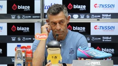 Ap&oacute;s boa vit&oacute;ria na estreia, Caixinha tem um dilema para resolver no Santos