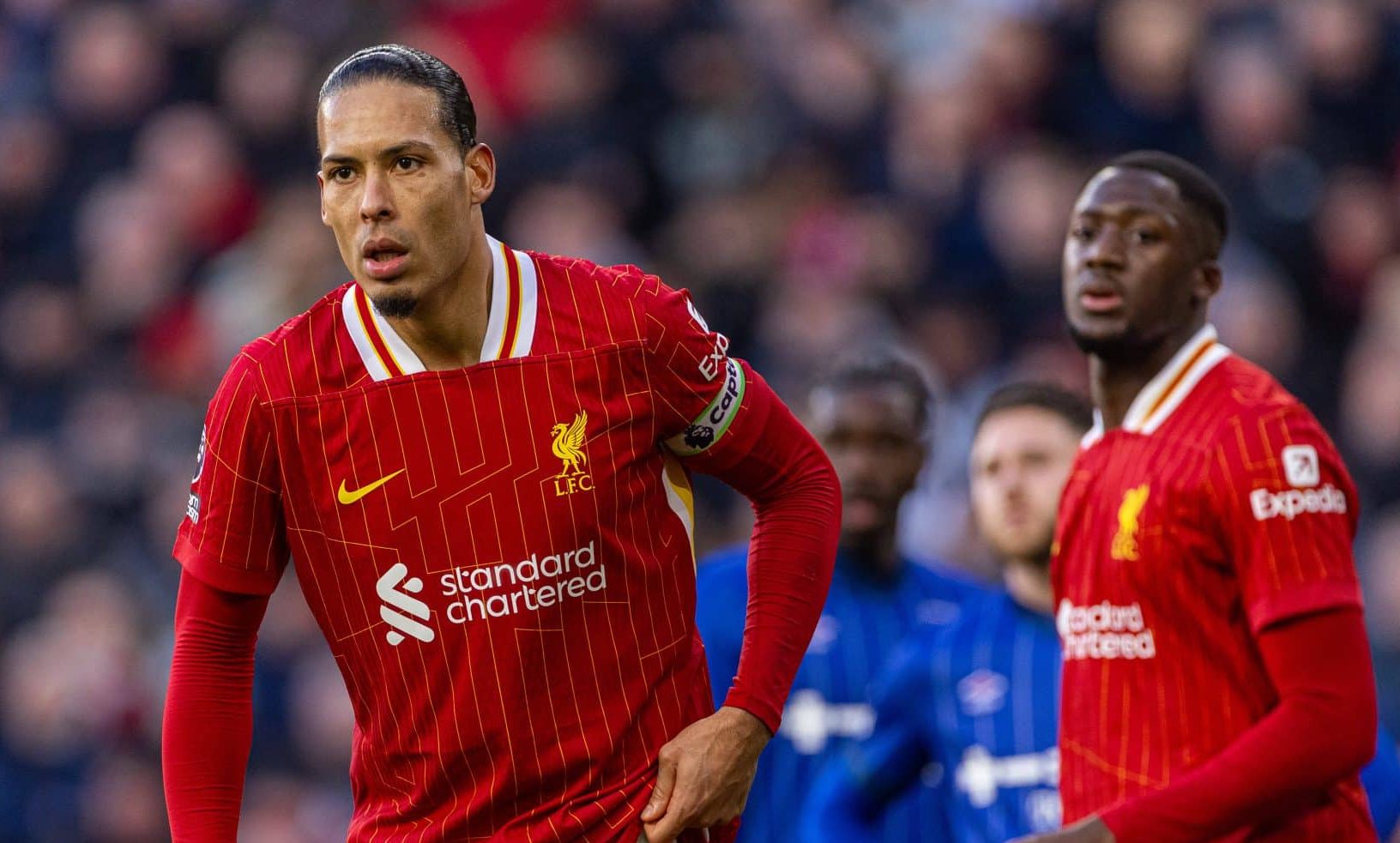 Van Dijk completou 300 jogos com a camisa do Liverpool neste final de semana.
