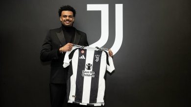 Treinador compara Renato Veiga com lenda do futebol franc&ecirc;s: &lsquo;Parece o Desailly&rsquo;