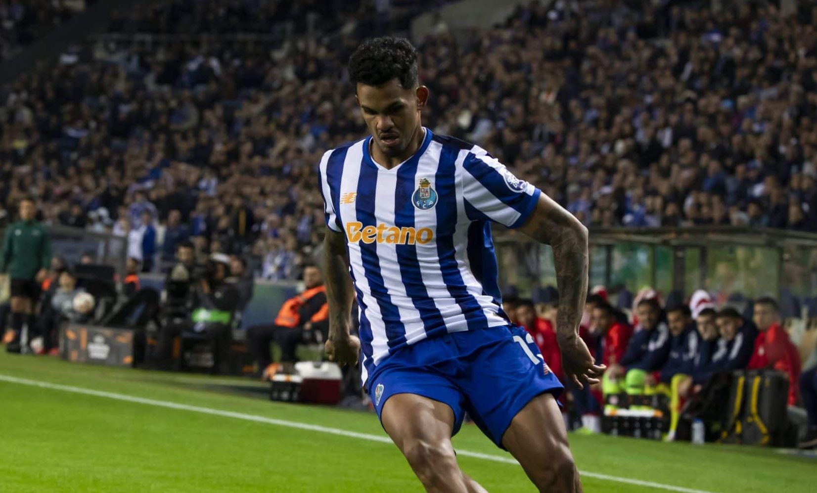 Al-Ahli da Ar&aacute;bia Saudita demonstra interesse em Galeno, mas ainda n&atilde;o formalizou proposta pelo atacante