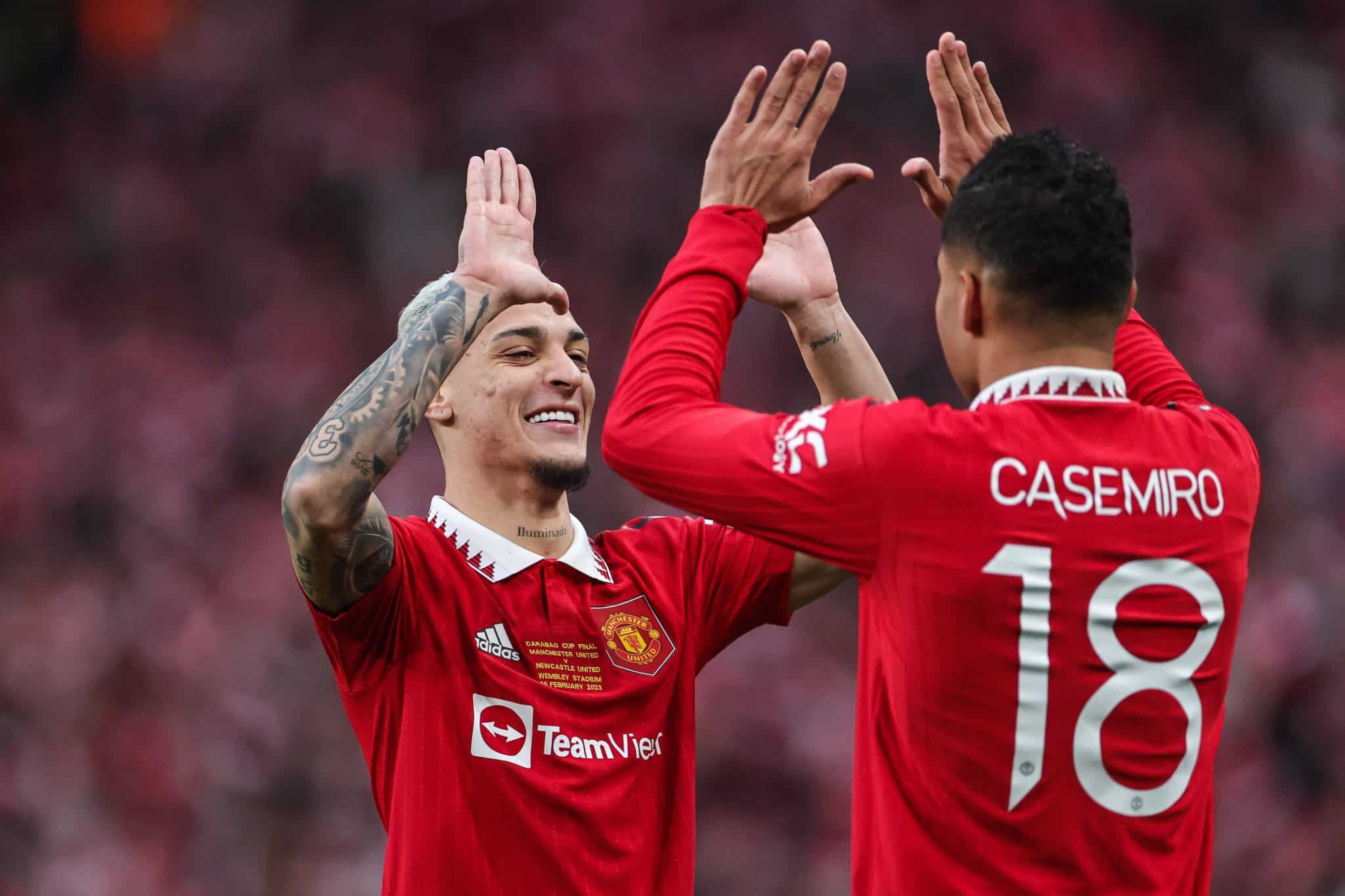 Diretoria do Manchester United avalia vender jogadores mais velhos do elenco para conseguir equilibrar as contas e "proteger" seus ativos